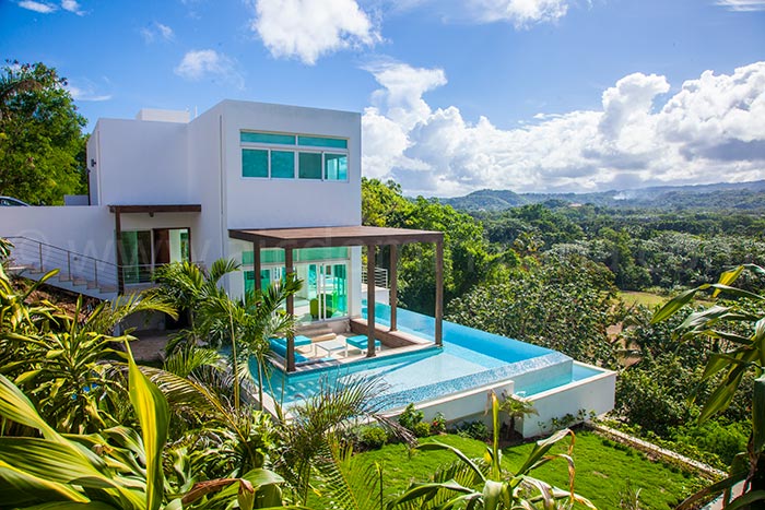 villa white sand rental villa las terrenas 01