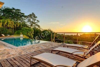 CASA MANGO