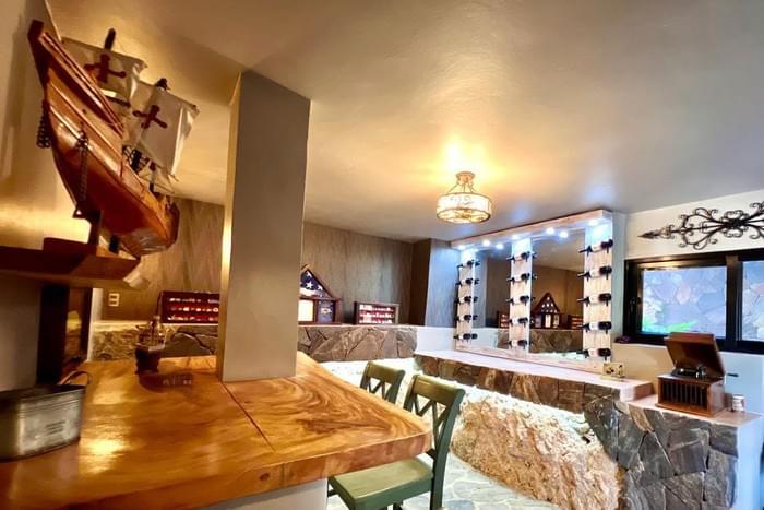Villa coco mar las terrenas wine cellar 13.